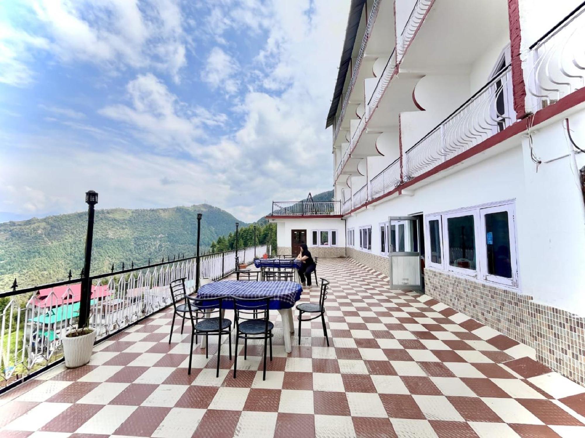 Sparkle Star Resort Khajjiar Esterno foto