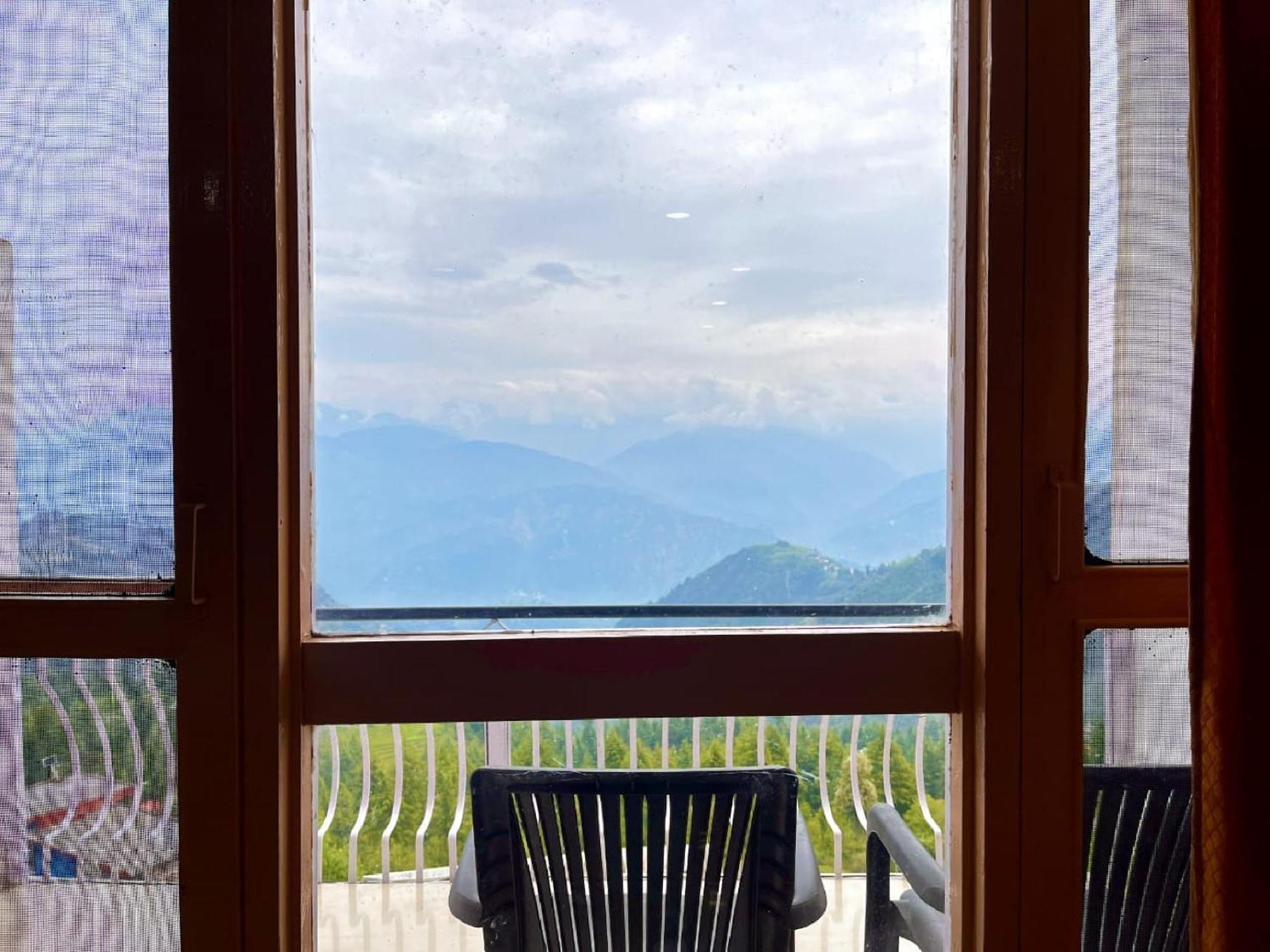 Sparkle Star Resort Khajjiar Esterno foto